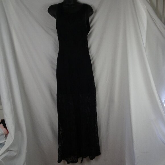Windsor Women Black Lace Maxi Dress - Picture 1 of 10